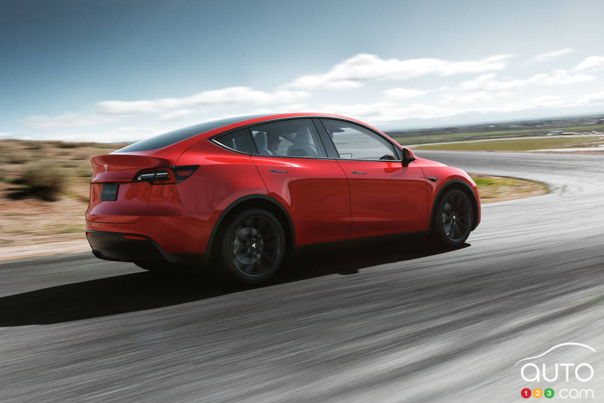Tesla augmente les prix du Model 3 et du Model Y au Canada — 96.9 CKOI